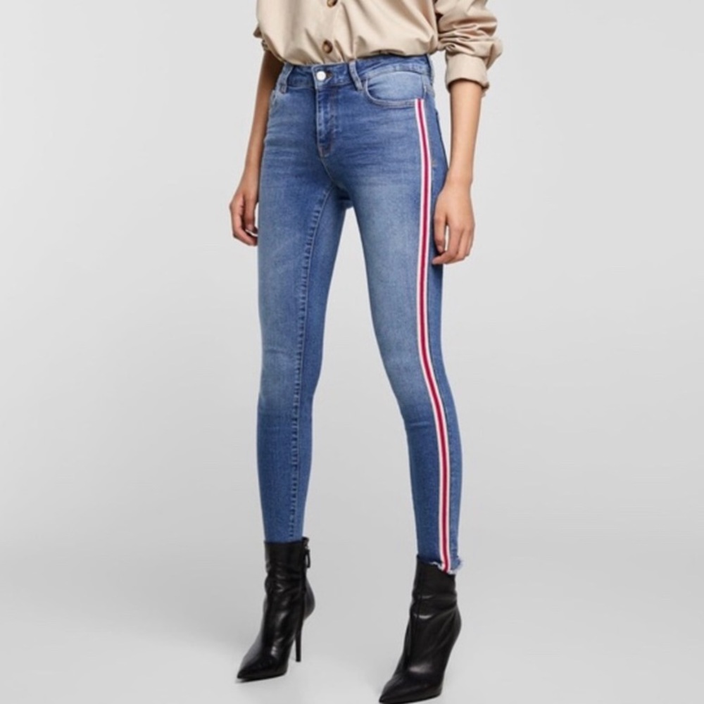 Trendy Zara Jeans